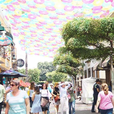 Casa De Los Soles B&B Hostal Tlaquepaque Екстериор снимка